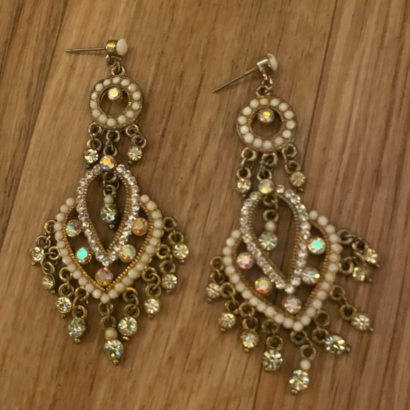 Vintage Dangling Earrings - Picture 3 of 3